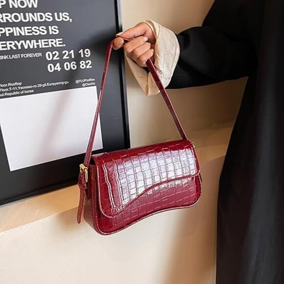 Neiman Marcus Crocodile Red Vegan Leather Purse - Picture 1 of 4